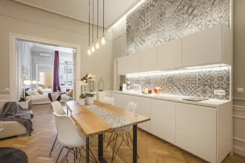 DREHER 2 zona pedonale via Vaci Budapest Ungheria - Locazione Turistica