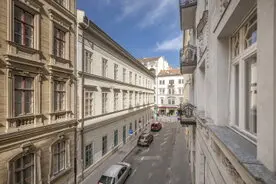 rue-pietonne-vaci-budapest44.jpg