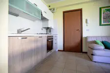 Lazise-apartment-piscina-giardino19.jpg