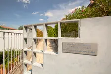 Lazise-apartment-piscina-giardino2.jpg