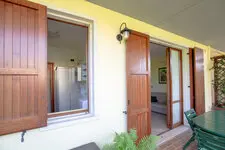 Lazise-apartment-piscina-giardino37.jpg